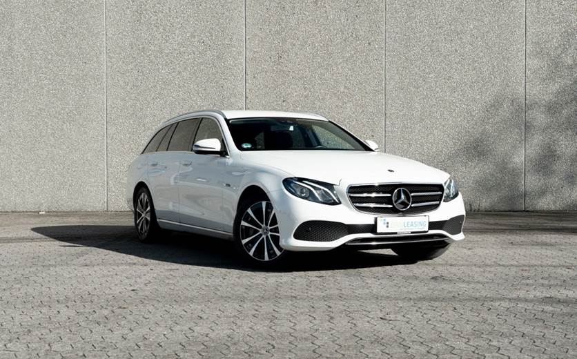 Mercedes E220 d Mercedes E220d Stationcar Avantgarde Automatgear Nightpakke AHK Apple CarPlay