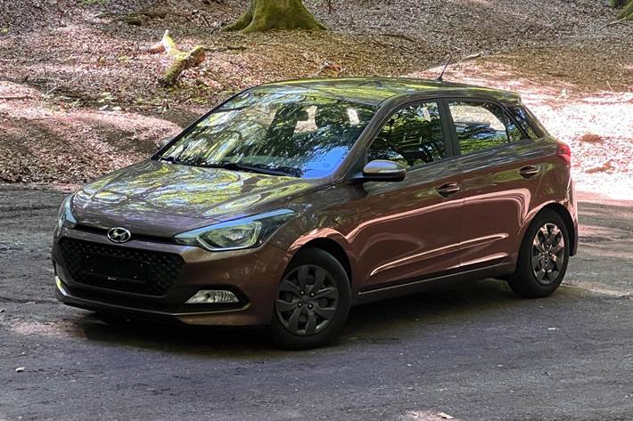 Bronze Hyundai i20 fra 2017
