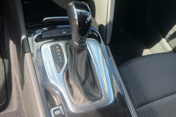 undefined Opel Insignia fra 2018