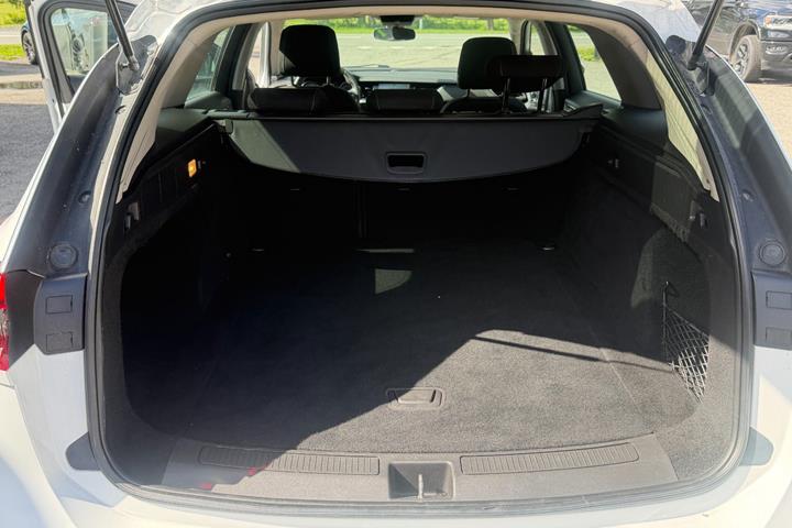 undefined Opel Insignia fra 2018
