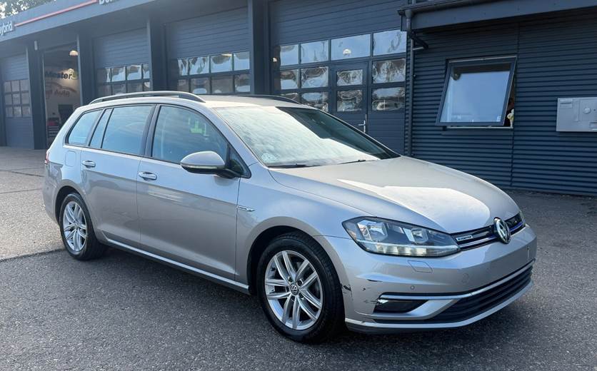 VW Golf VII 1,5 TSi 130 Comfortline Variant DSG