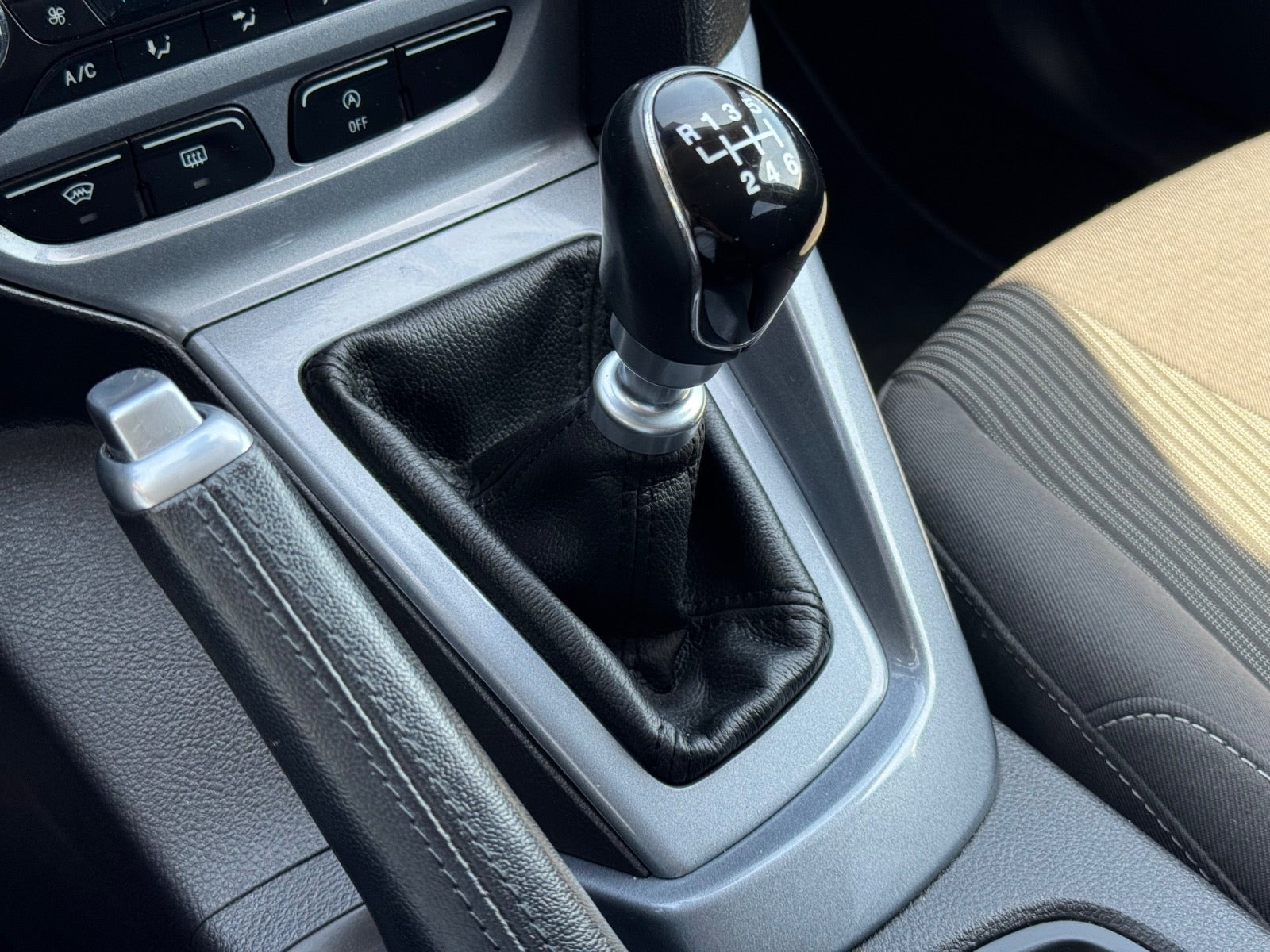 Sort Ford Focus fra 2013
