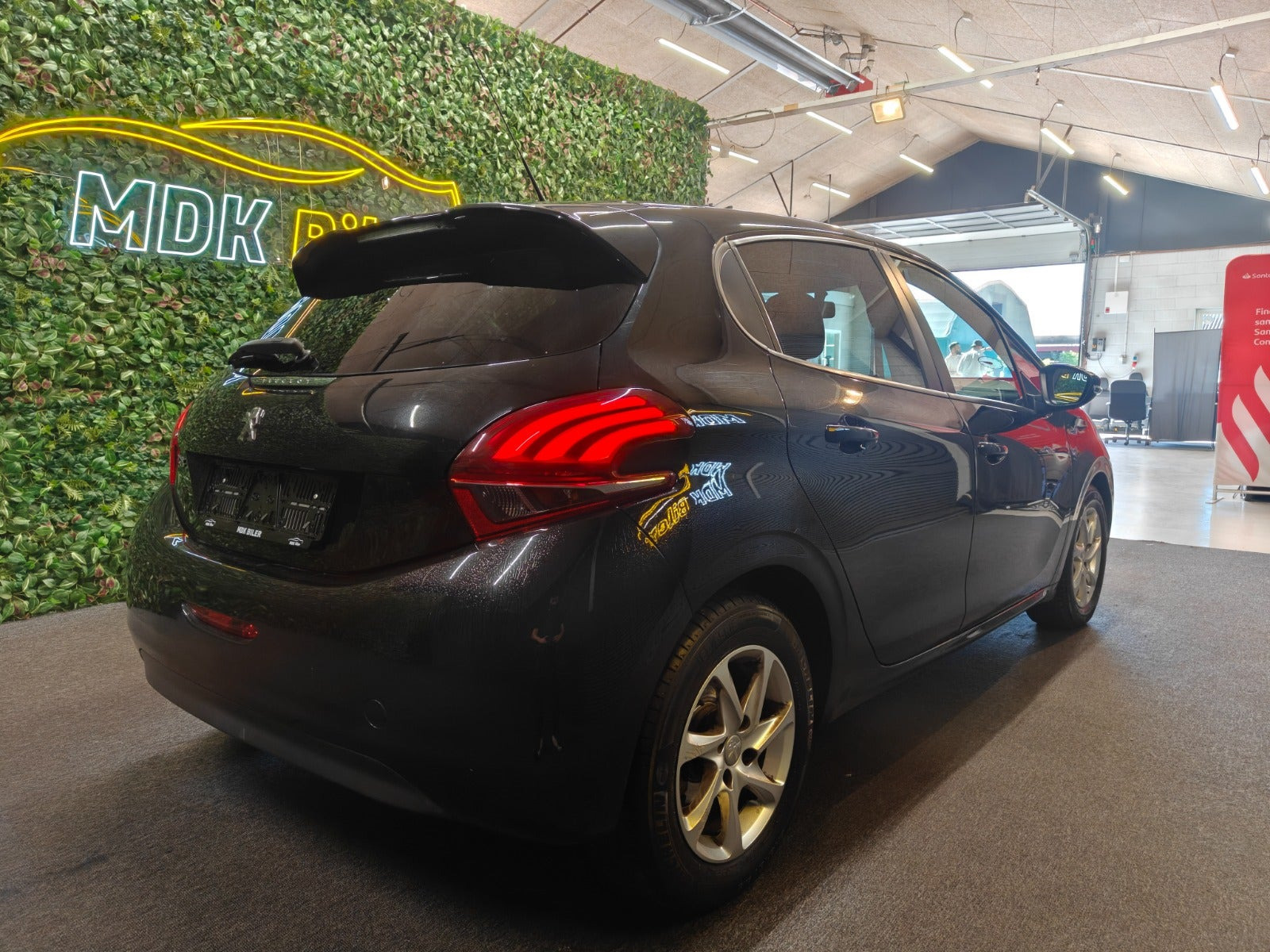 undefined Peugeot 208 fra 2018