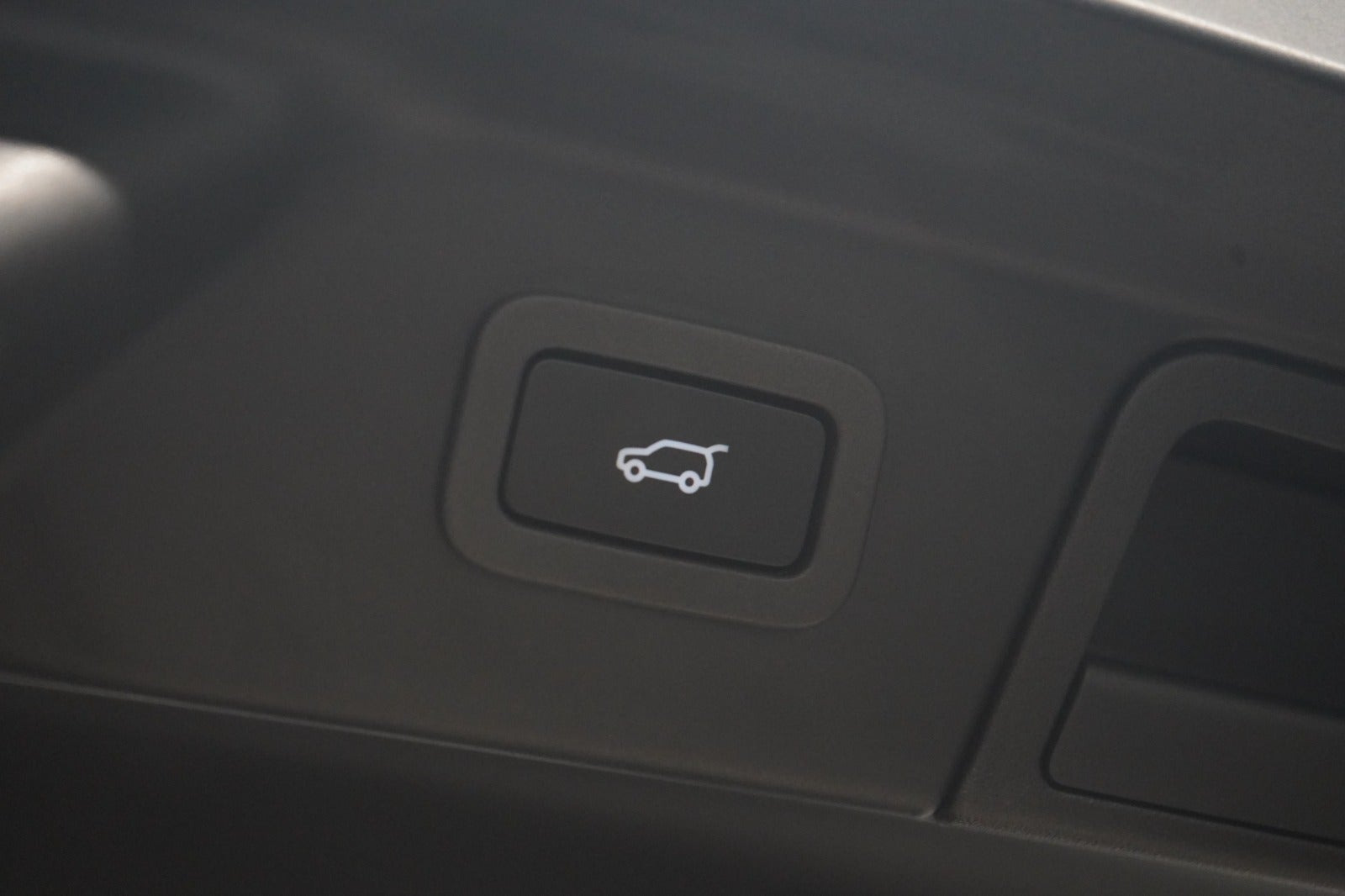 Sort Land Rover Range Rover Velar fra 2022