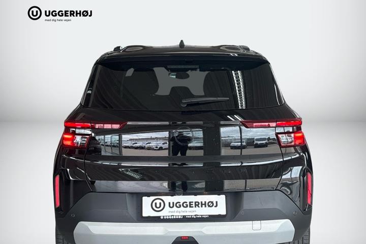 Sort Opel Frontera fra 2025