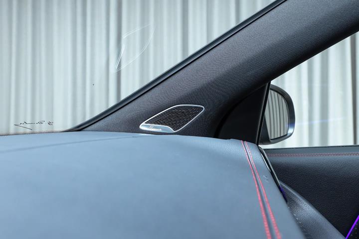 Sort Mercedes EQA250+ fra 2026