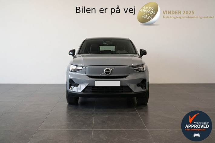 Grå Volvo C40 fra 2024