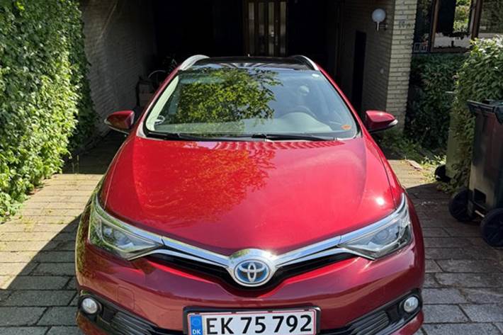 undefined Toyota Auris fra 2016