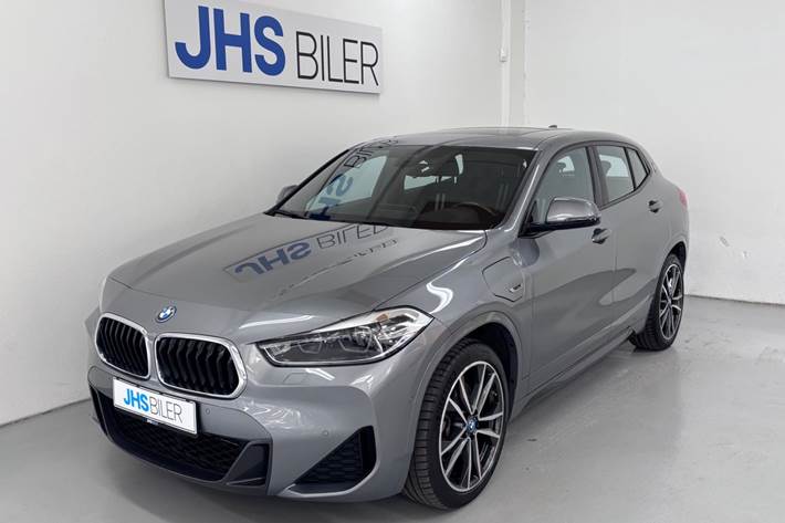 Grå BMW X2 fra 2023