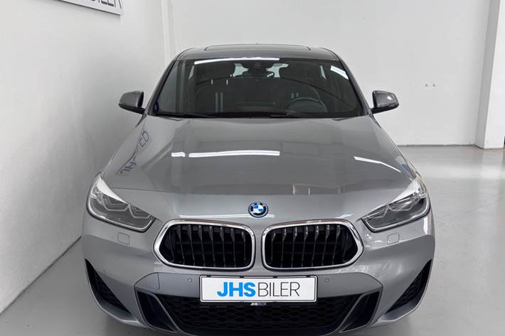 Grå BMW X2 fra 2023