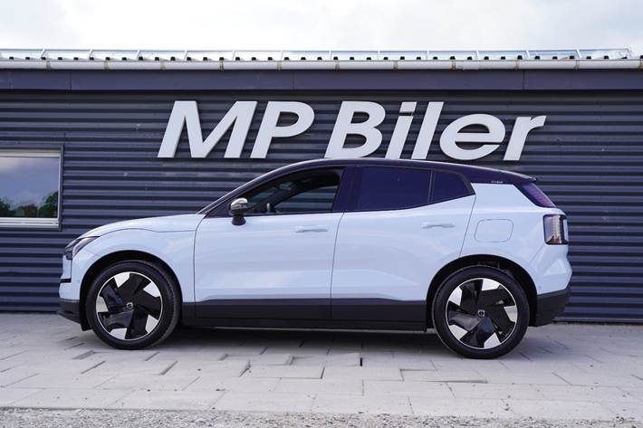 Blå Volvo EX30 fra 2025