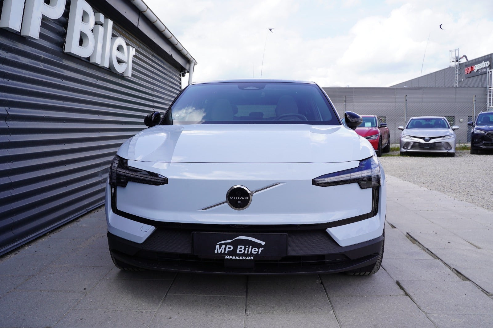 Blå Volvo EX30 fra 2025