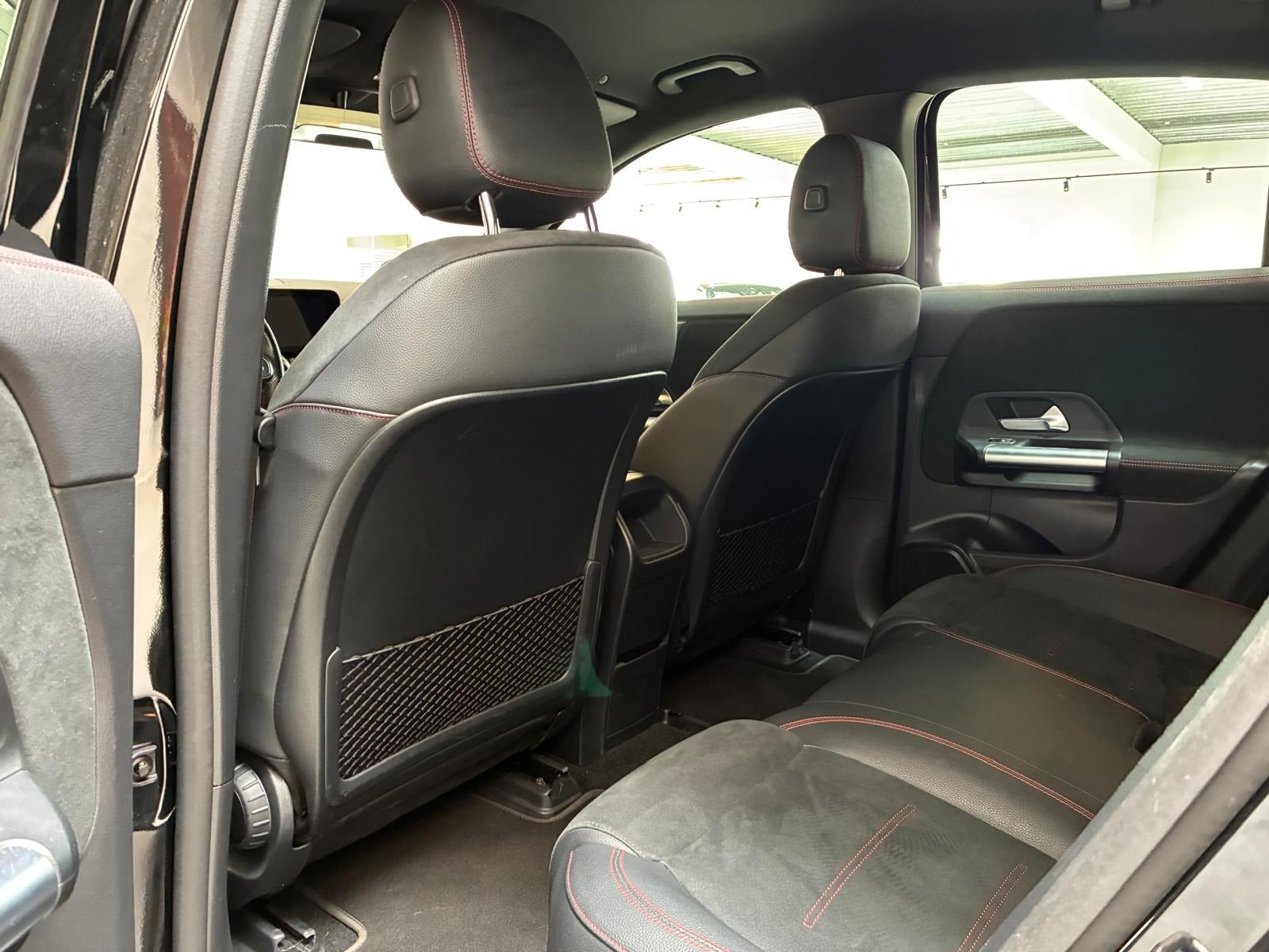 Sort Mercedes EQA300 fra 2023