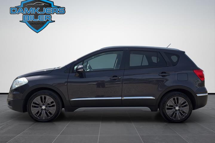 Sort Suzuki S-Cross fra 2013