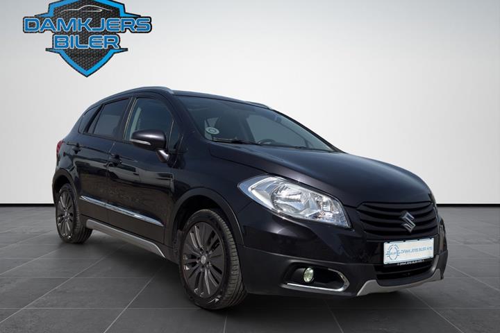 Sort Suzuki S-Cross fra 2013