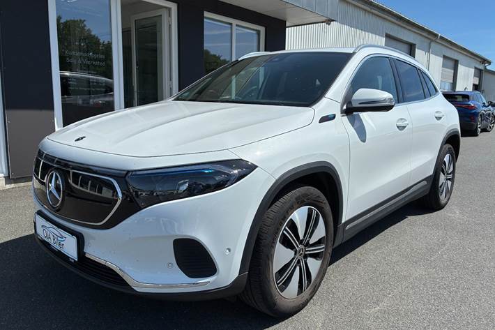 Hvid Mercedes EQA250 fra 2022