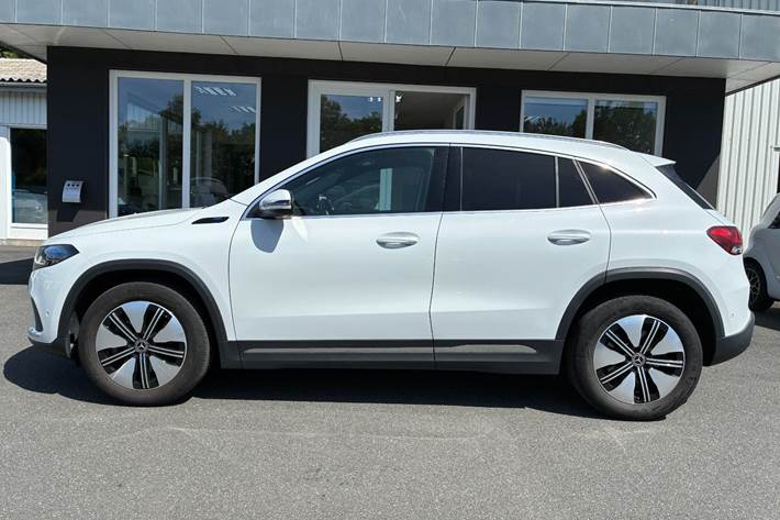 Hvid Mercedes EQA250 fra 2022
