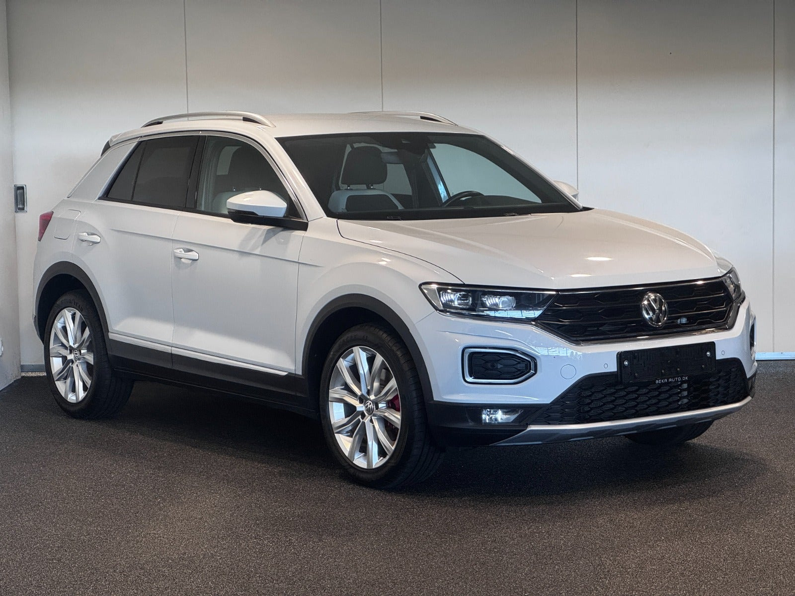 Hvid VW T-Roc fra 2019