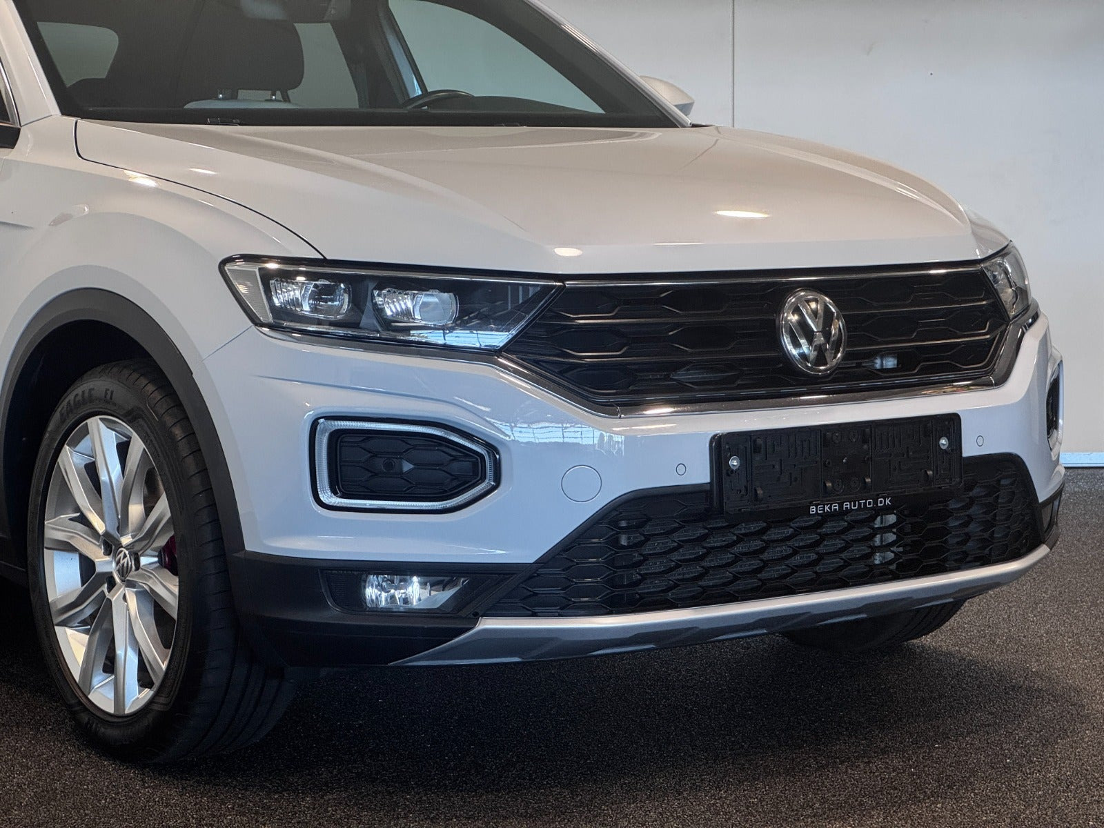 Hvid VW T-Roc fra 2019
