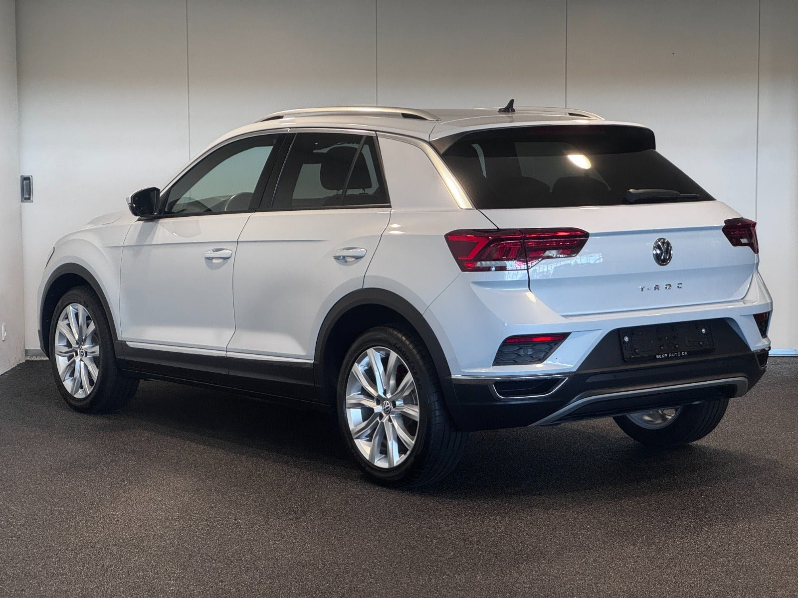 Hvid VW T-Roc fra 2019