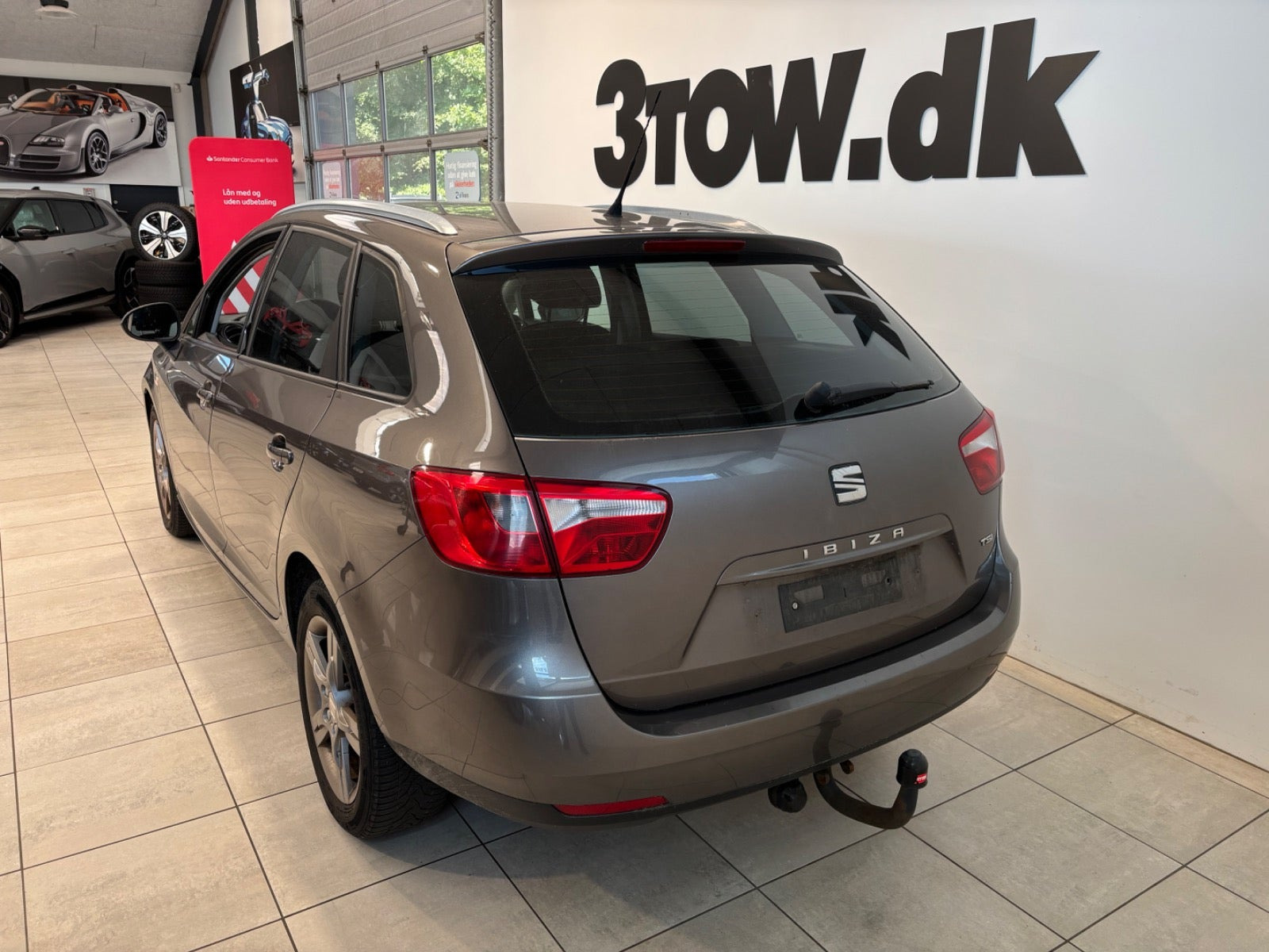 Grå Seat Ibiza fra 2015