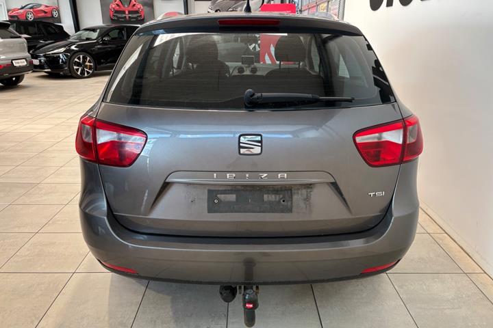 Grå Seat Ibiza fra 2015