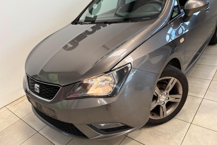 Grå Seat Ibiza fra 2015