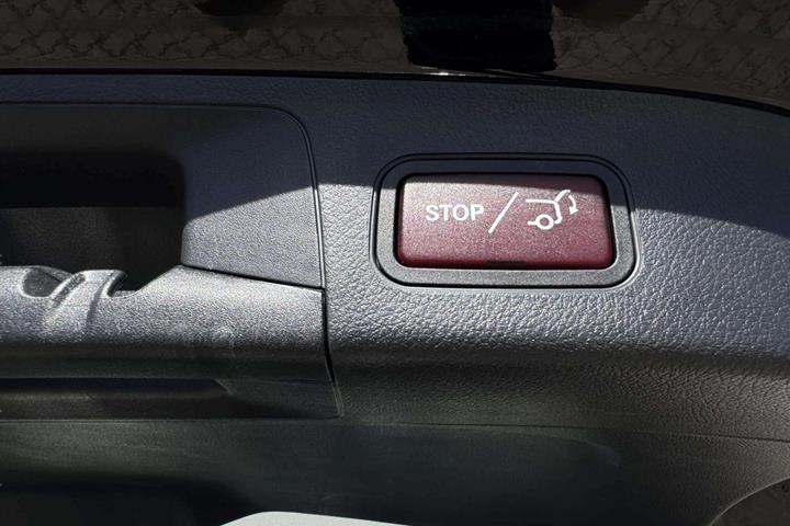 Sort Mercedes EQA250+ fra 2024