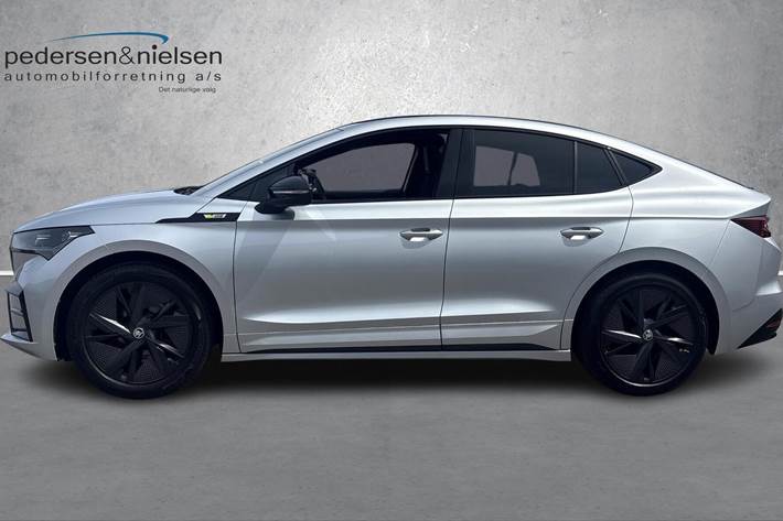 Sølv Skoda Enyaq fra 2024