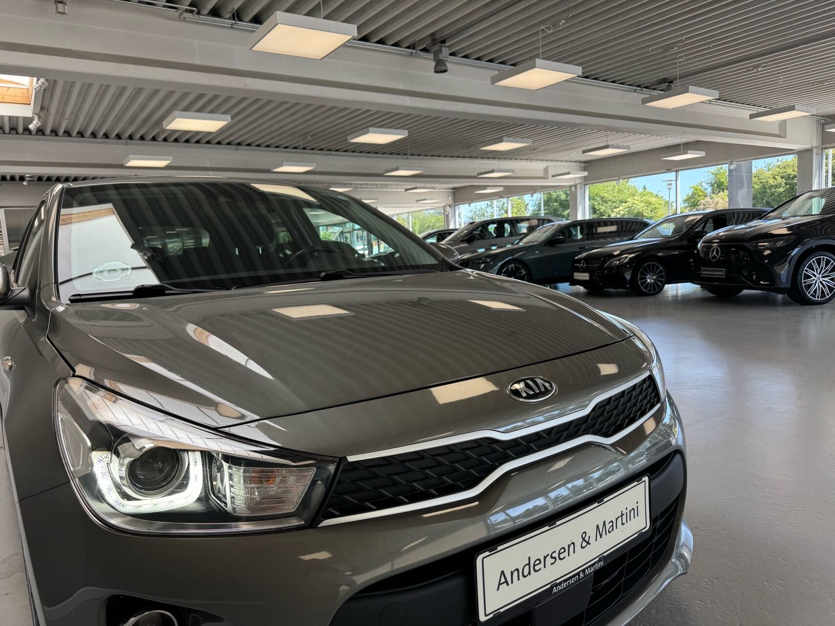 Grøn Kia Rio fra 2020