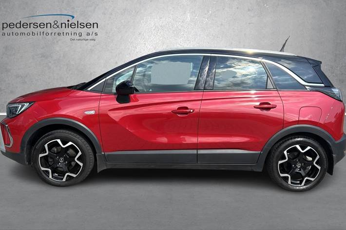 Rød Opel Crossland fra 2021