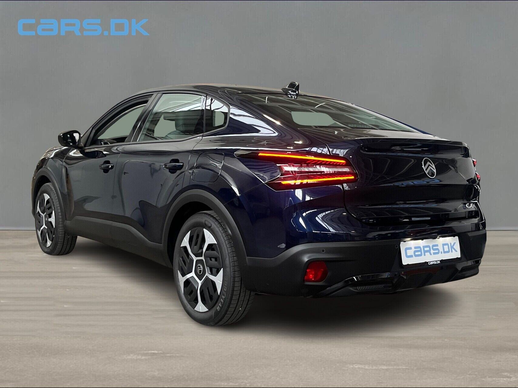 Blå Citroën ë-C4 X fra 2025