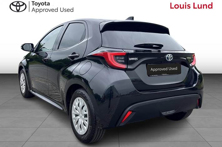 Sort Toyota Yaris fra 2021