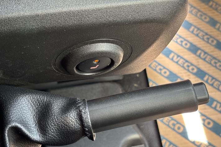 Hvid Iveco Daily fra 2026