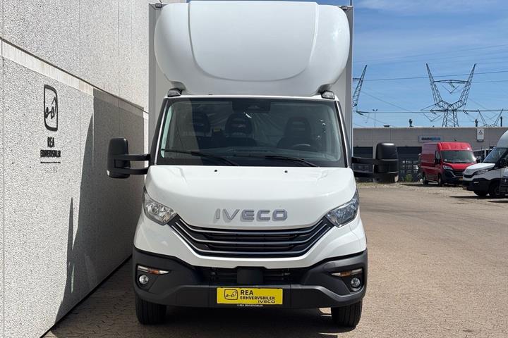 Hvid Iveco Daily fra 2026