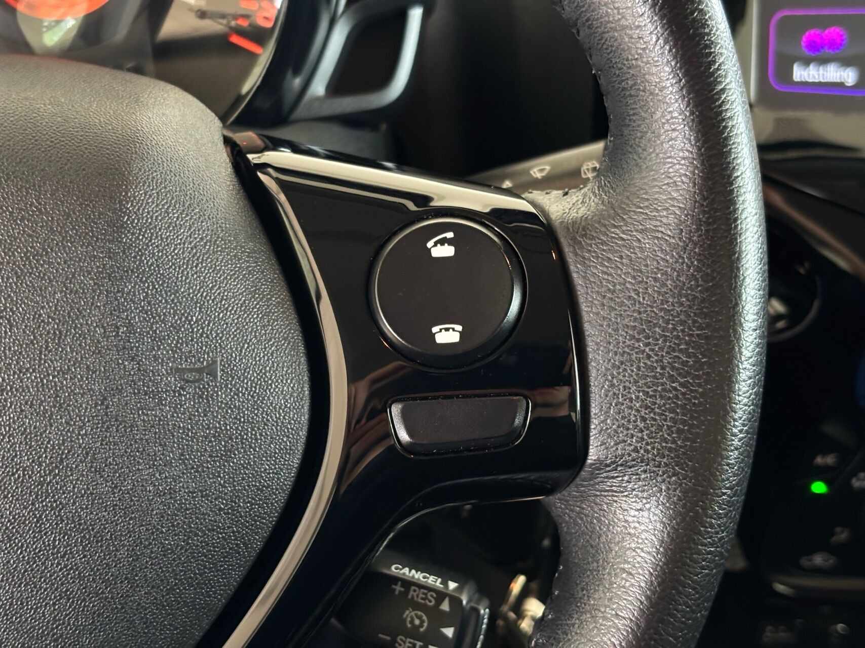 Sort Peugeot 108 fra 2016