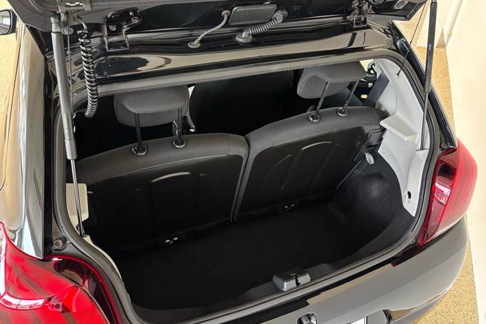 Sort Peugeot 108 fra 2016