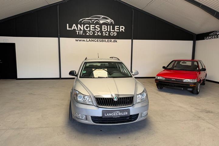 Sølv Skoda Octavia fra 2011