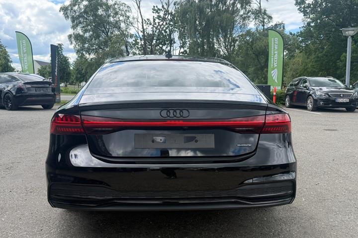 Gul Audi A7 fra 2020