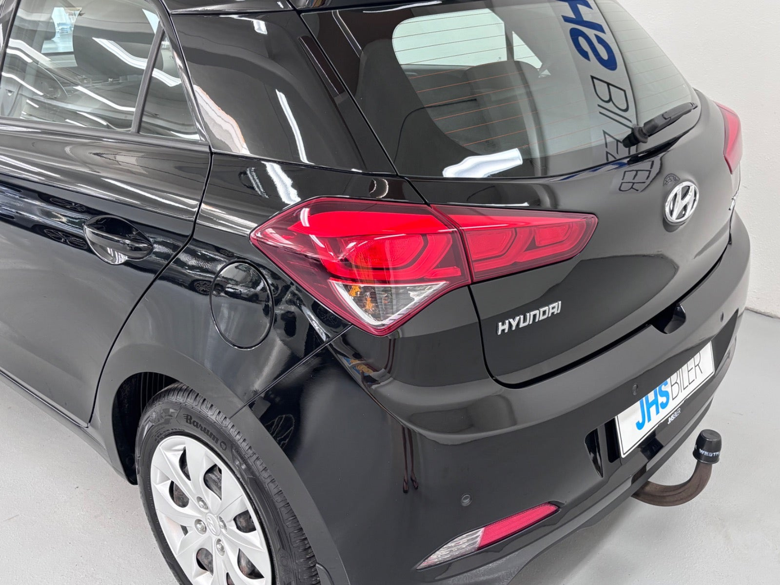 Sort Hyundai i20 fra 2017