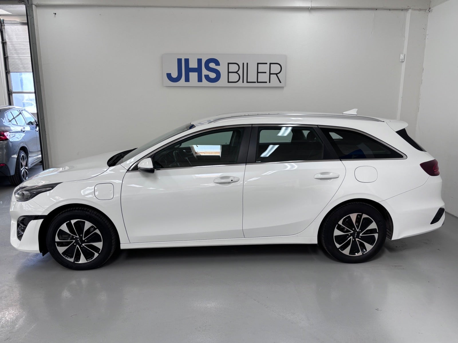 Hvid Kia Ceed fra 2022