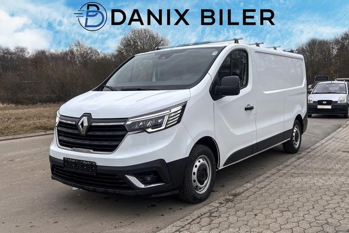 undefined Renault Trafic fra 2022 set udefra
