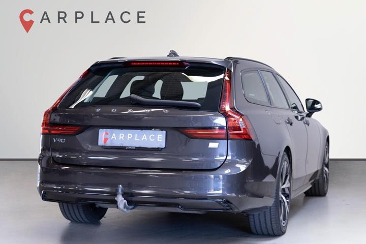 Grå Volvo V90 fra 2023