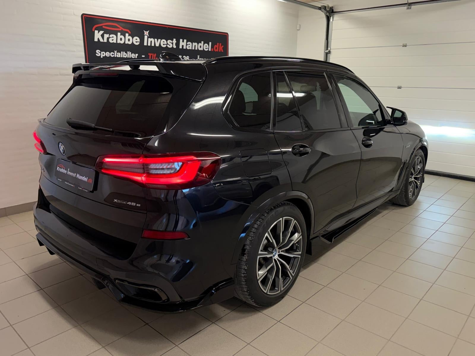 Sort BMW X5 fra 2022
