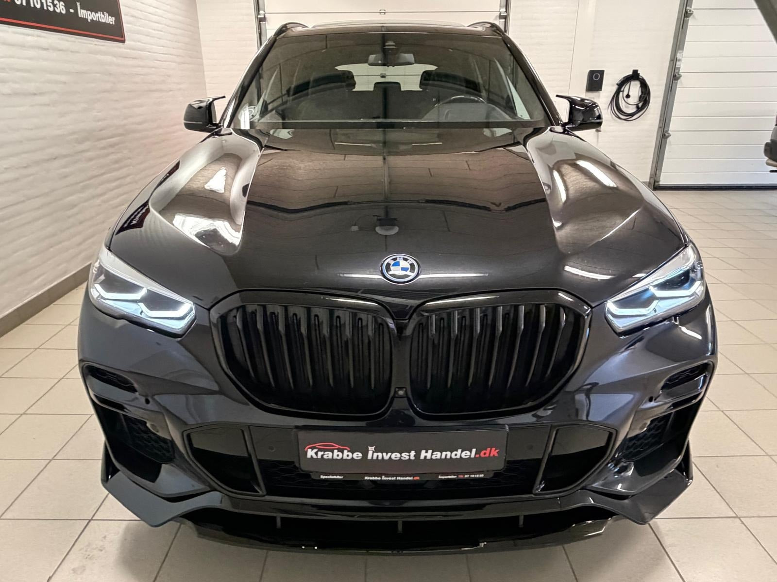 Sort BMW X5 fra 2022