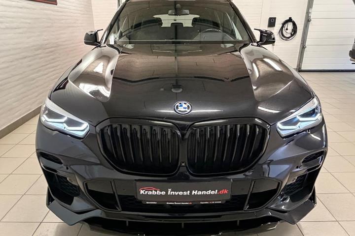 Sort BMW X5 fra 2022