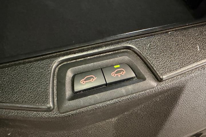 Sort BMW X5 fra 2022