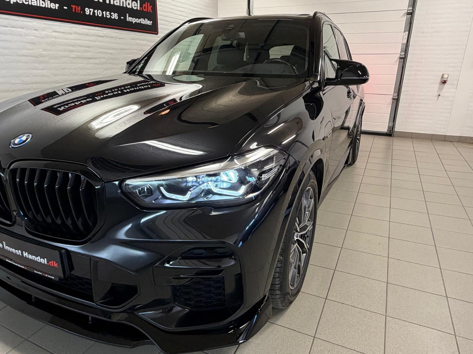 Sort BMW X5 fra 2022