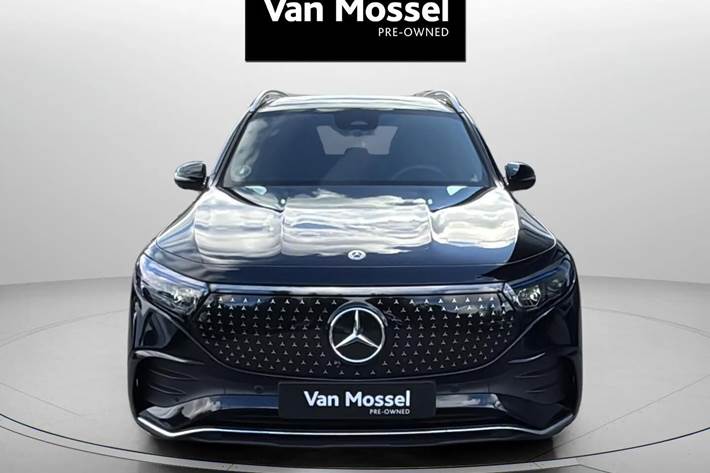 Sort Mercedes EQB250+ fra 2025