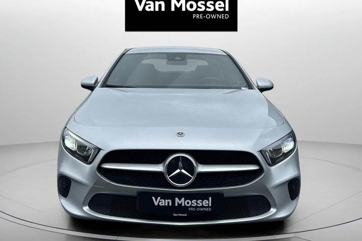 Sølv Mercedes A250 e fra 2020